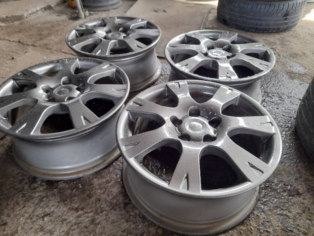 5X112 16 coll Skoda gyári alufelnik 6,5J, ET50, 57,1 mm eladó. Ar: 85