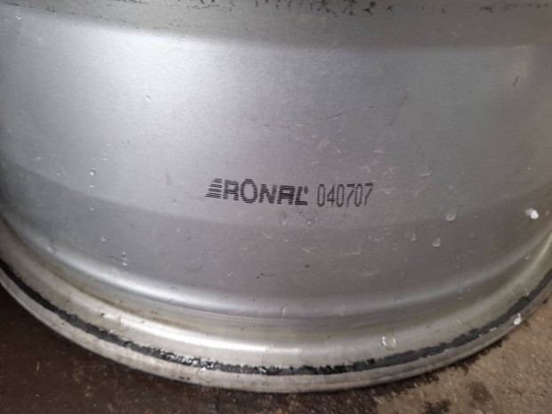 5X112 17 coll Audi gyári alufelnik 7,5J, ET45, 57,1 mm eladó. Ar: 100