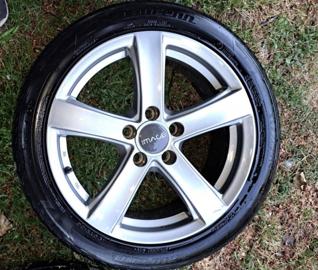 5X112 alufelni szett + 225/45 R17 Laufenn nyári gumi szett (DOT: 2022)