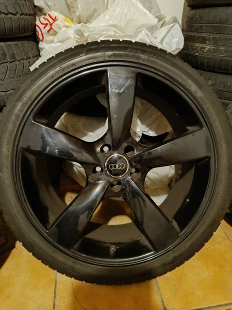 5*112 Audi felni R20 Nyrigumi 265/35/R20