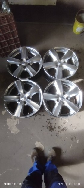 5*130 as 18"os alufelni szett 