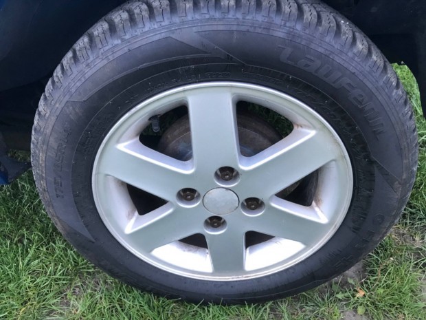 5 DB Suzuki Ignis, 14 colos 4 évszakos gumi
