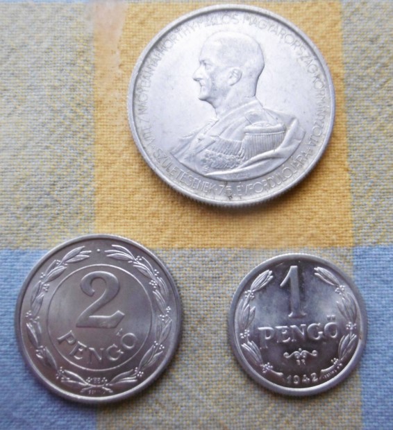 5 Peng 1943 2 Peng 1942 s 1 Peng 1942 egyben