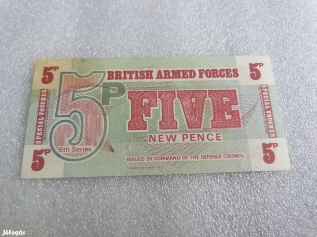 5 Penny Brit Fegyveres Erk (27)