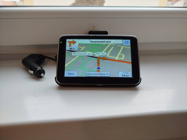 5" Wayteq GPS , navig�ci� 2025. m�j. Magyaro. t�rk�p, kamionos is 