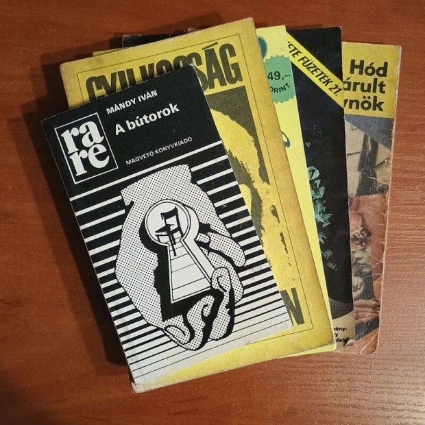 5 darabból álló könyvcsomag