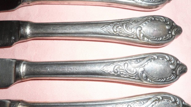 5 db Antik ezüstözött nyelű rozsdamentes kés készlet kések 