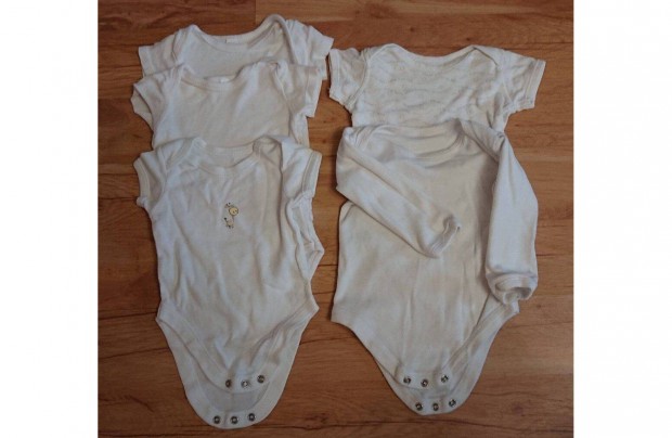 5 db feh�r �jsz�l�tt body