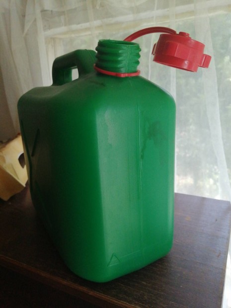 5 l benzines kanna j llapotban