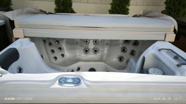 5 szemlyes Tropic spa jakuzzi 