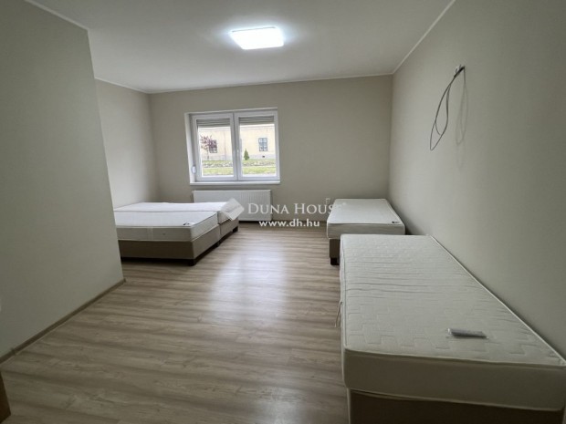 5 szoba, 260 m2, teljesen feljtott