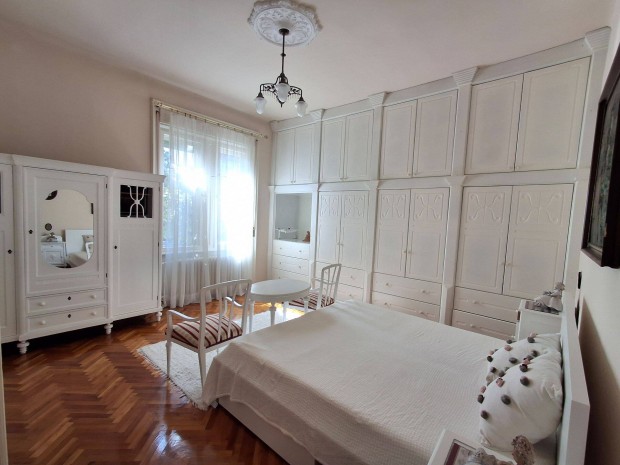 5 szob�s belv�rosi impoz�ns polg�ri h�z elad�