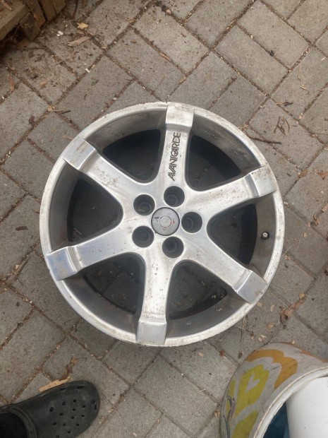 5 x 100 R17 alufelni garnit�ra elad�
