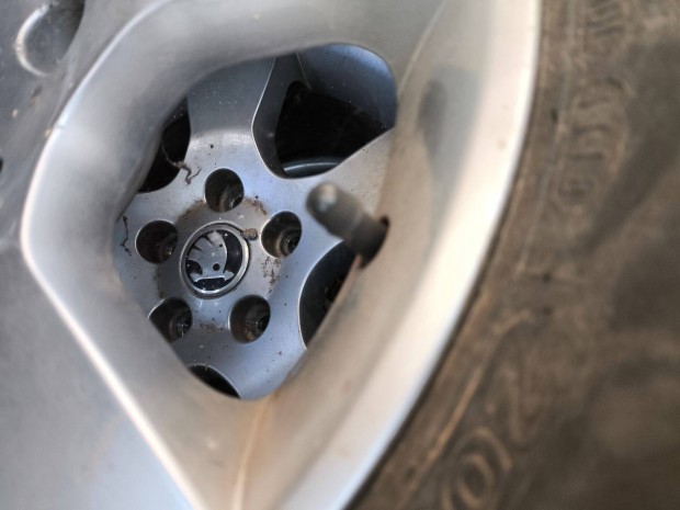 5db VW Skoda Audi Seat 5x112 Alu könnyűfém felni 15" + nyári gumik