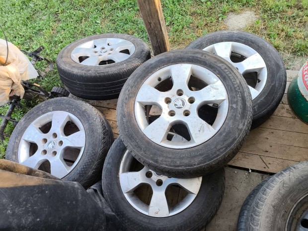 5db VW Skoda Audi Seat 5x112 Alu könnyűfém felni 15" + nyári gumik