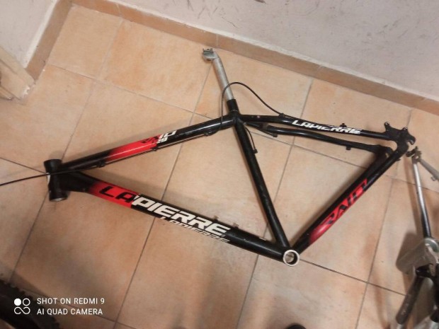 5db hasznlt vz: Genesis, Lapierre, Bulls Comp, D4-X, Mountain Active