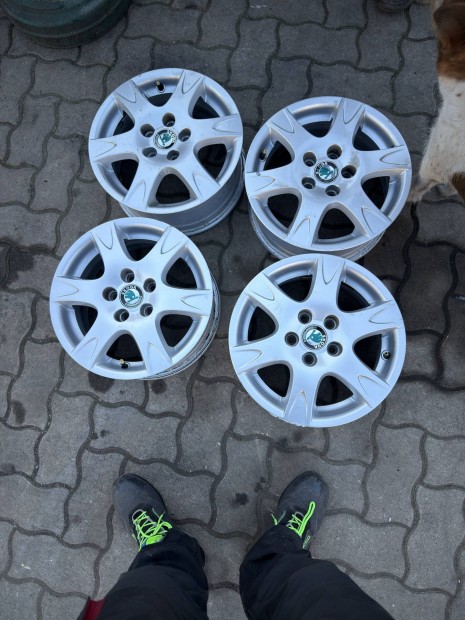 5x100 14 gy�ri Skoda 