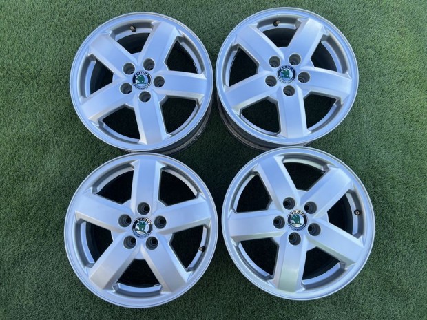 5x100 15" Skoda gyári alufelni 6Jx15h2 ET38