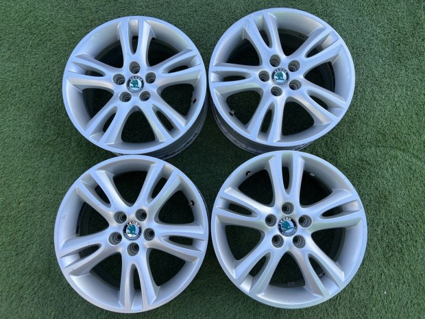 5x100 16" Skoda gyári alufelni 6,5Jx16h2 ET43