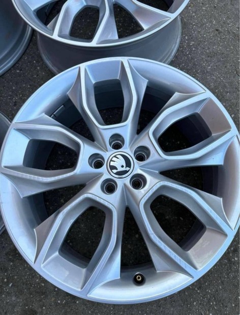 5x100 Gyari Skoda 18"VW/Volkswagen R18 felnik