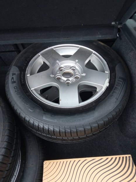 5x100 VW golf bora alufelni nyári gumi