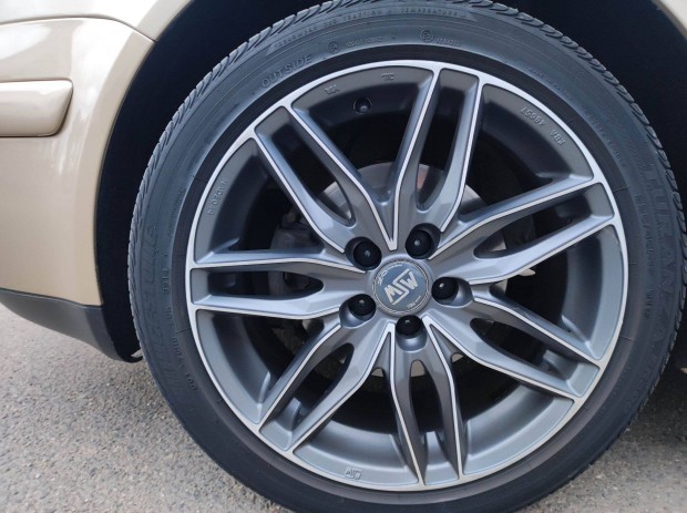 5x100- et35- 8Jx17 VW Bora Polo Beetle Alufelni 225/45 R17 nyárigumi