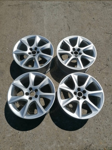 5x100-as,17-es Audi alufelni