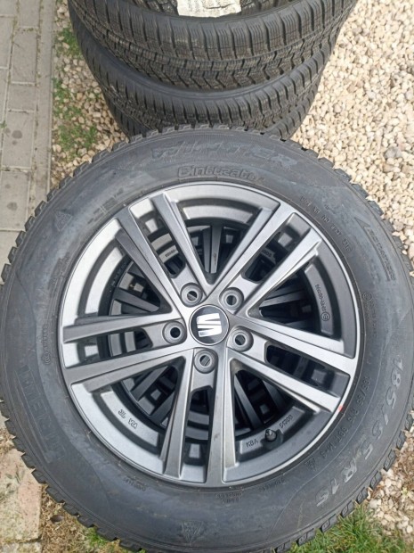 5x100 r15 gyri Seat matt szrke vadonatj Pirelli tli gumikkal