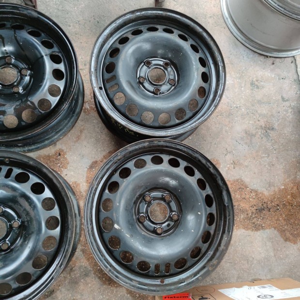 5x105 16 Gyri Opel lemezfelni 35000ft a 4db/31/
