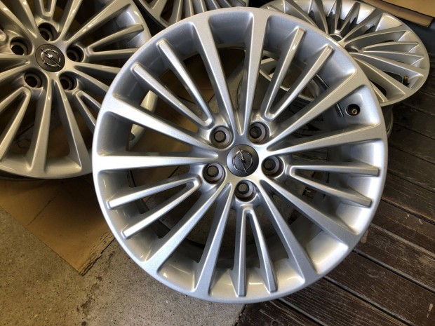 5x105 Opel Astra alufelni 17 col