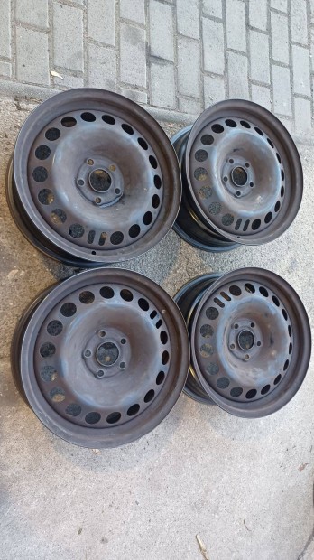 5x105-ös 16"-os Opel acélfelni garnitúra akár Tpms szeleppel is eladó