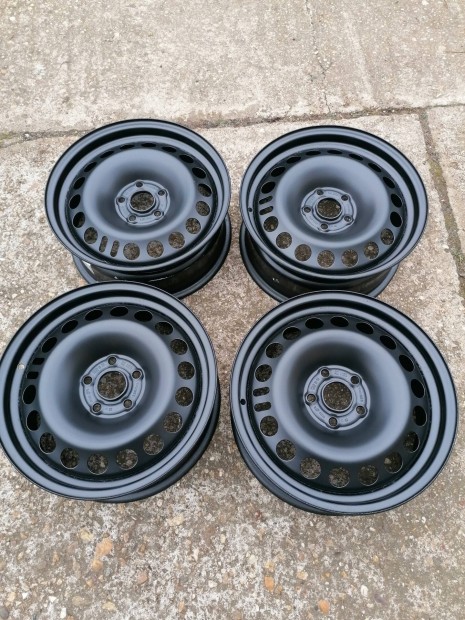 5x105-s,16-os Chevrolet Cruse felni 