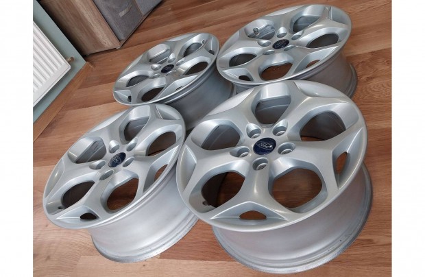 5x108 16" Ford gyri alufelni garnitra