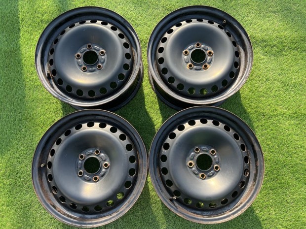 5x108 16" Ford gyri lemezfelni 6,5Jx16h2 ET52,5