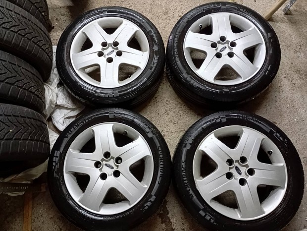 5x108 16 col gyri Ford aclfelni szett struktrfelni dsztrcsval