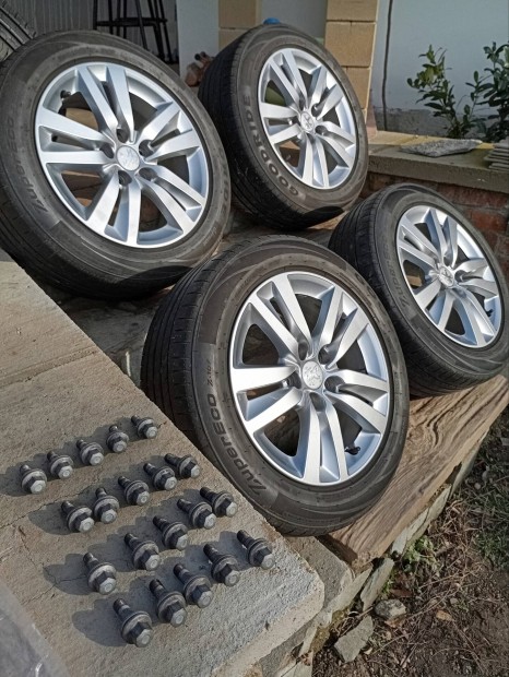 5x108 16 col gyri Peugeot Citroen alufelni 205/55 r16 gumikkal