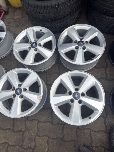 5x108 16 gy�ri Ford 