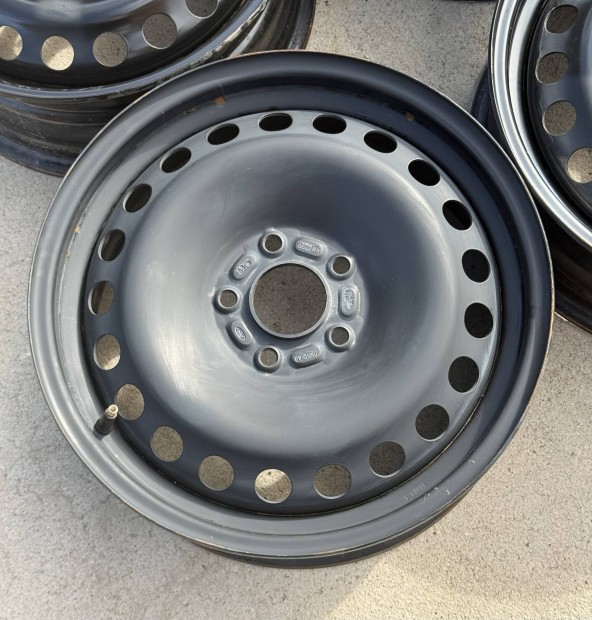 5x108 16 jszer gyri Ford lemezfelni Focus Mondeo Kuga Fusion S-max