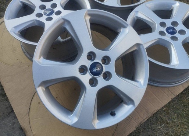 5x108 17 Ford gyári alfuelni r17 " Tpms Kuga Smax Galaxy Focus Mondeo