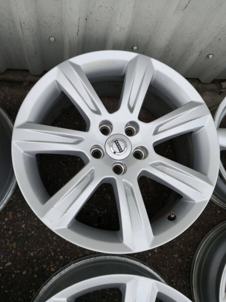 5x108 17 Gyri Volvo,Ford alufelni 145000ft a 4db/185/
