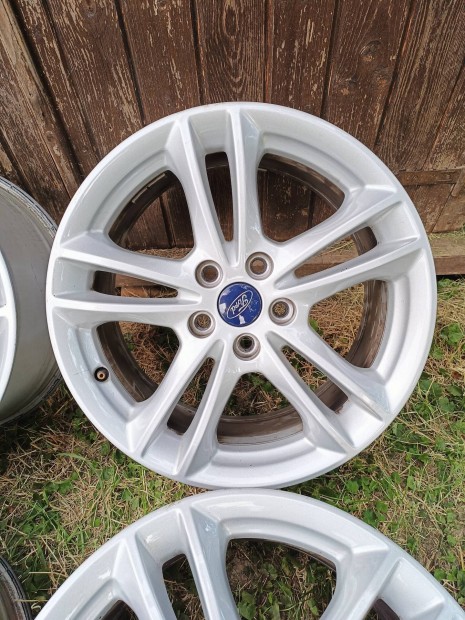 5x108 17 / 17" Gyri Ford alufelni, szenzorokkal egytt