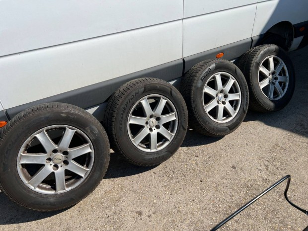 5x108 17 volvo alufelni 235/65 pirelli tli gumik