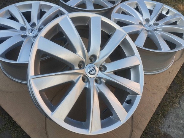 5x108 19 Volvo gyri alufelni r19 " 