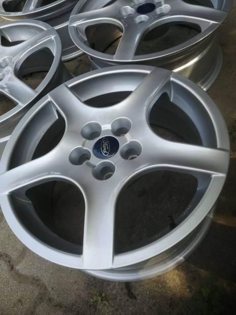 5x108 Ford Focus II., III., C-max, S-max, Galaxy 17" alufelni