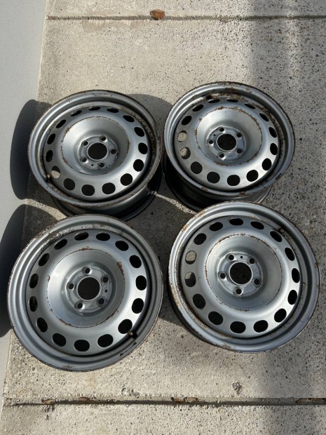5x108 R16 Lemezfelni (Alcar) teherauto lemezfelni