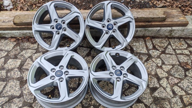 5x108 R16 - Ford Focus
