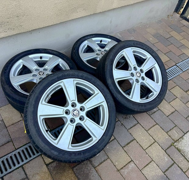 5x108 R17 felni szett