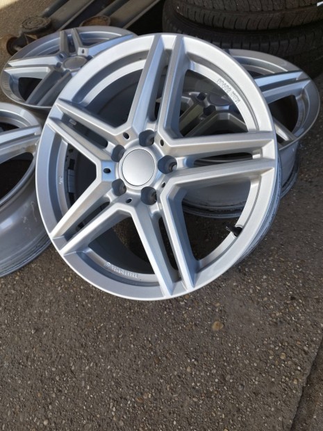 5x108 r17 Ford Uniwheels alufelnik+ Tpms