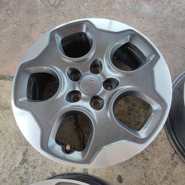 5x110 16 Gyri Jeep polr alufelni Nyomsmrvel 115000ft a 4db/62/
