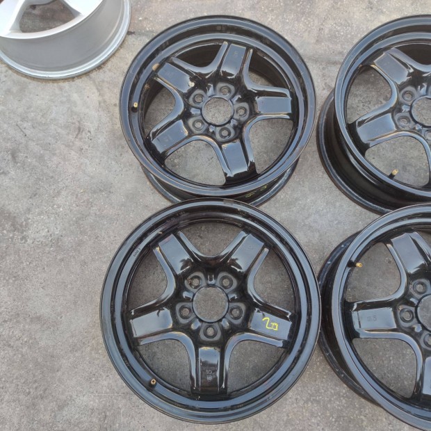 5x110 16 Gyri Opel lemezfelni 55000ft a 4db/88/
